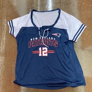 EUC NEW ENGLAND PATRIOTS TOM BRADY NUMBER 12 WMNS SZ2XL SHORT SLEEVE JERSEY